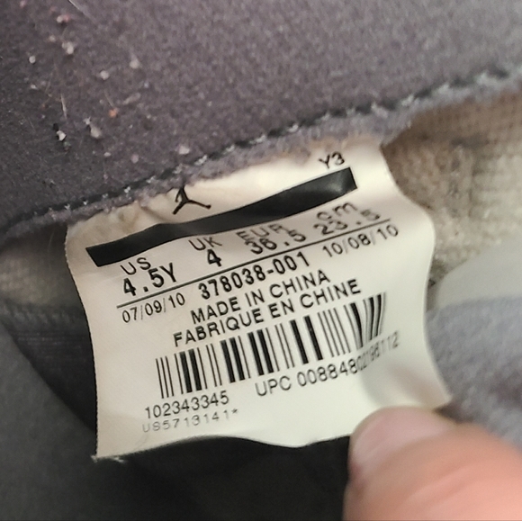 Original Jordan's Retro 11 - Picture 6 of 6